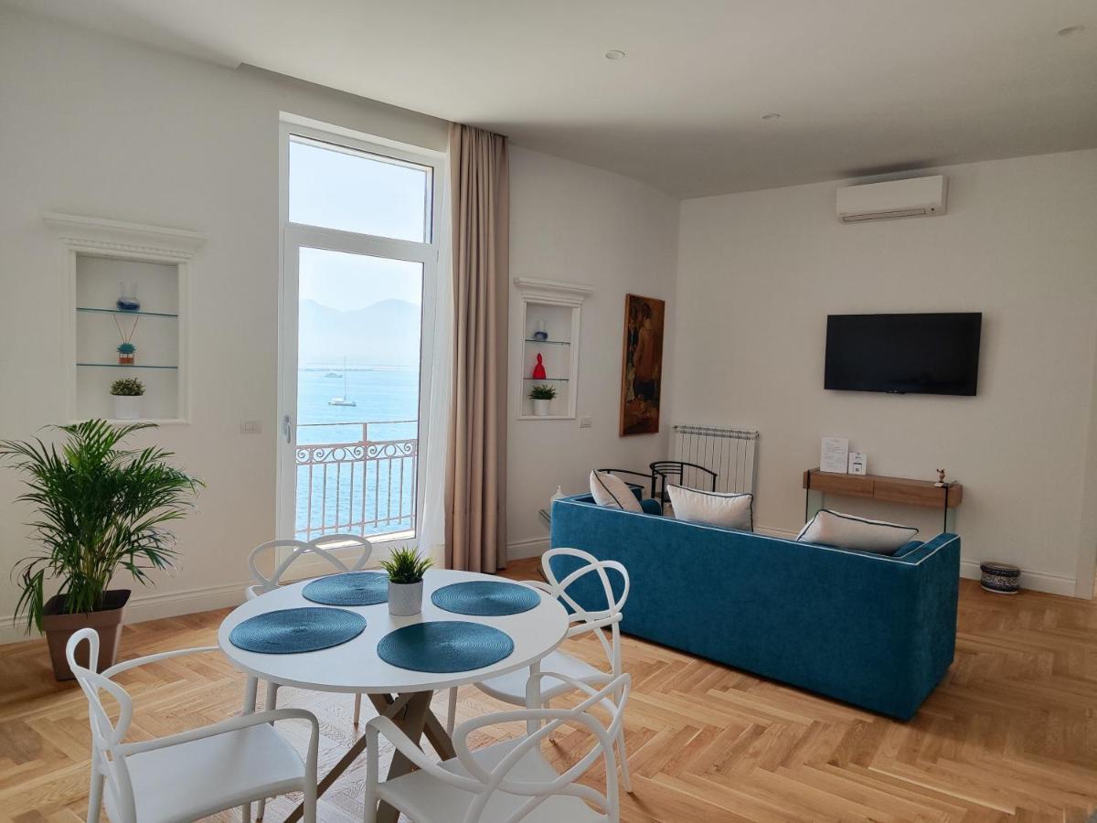 Santa Lucia Luxury Apartment Наполи Екстериор снимка
