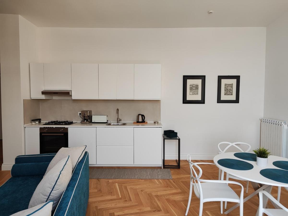 Santa Lucia Luxury Apartment Наполи Екстериор снимка
